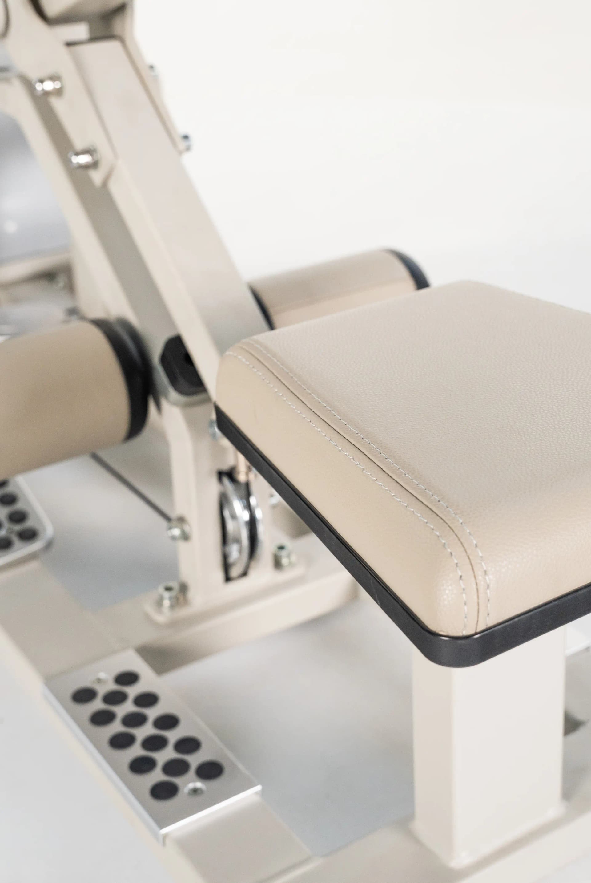 Standing Adductor — RealleaderUSA Indonesia — view 7
