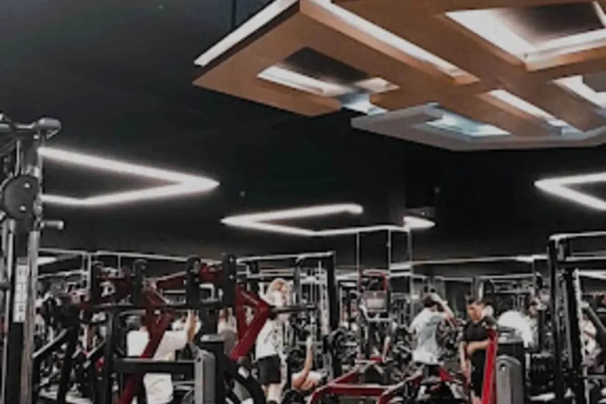 Fitness Plus Gatot Subroto — photo 3